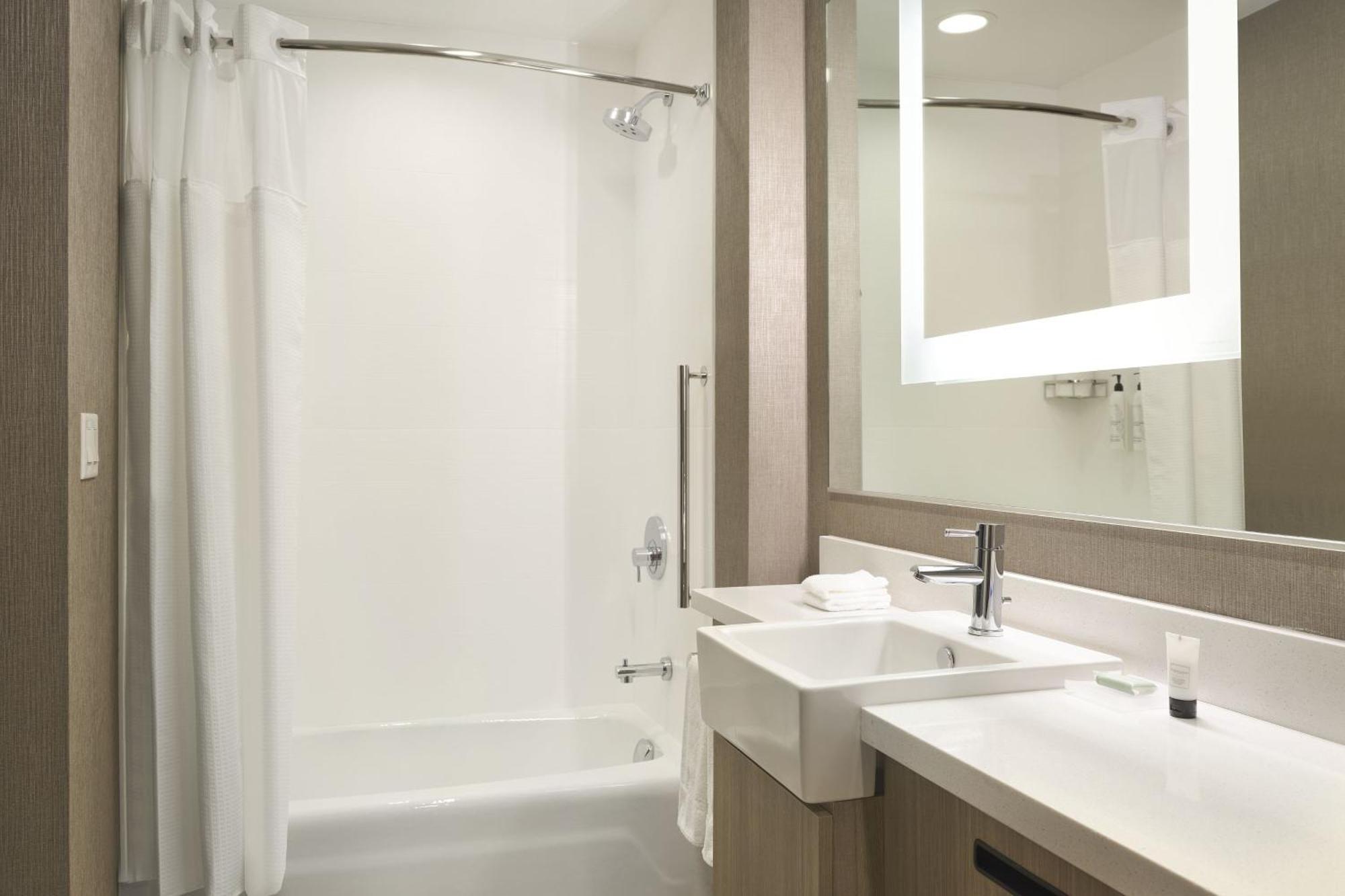 Springhill Suites By Marriott Las Vegas Airport Экстерьер фото